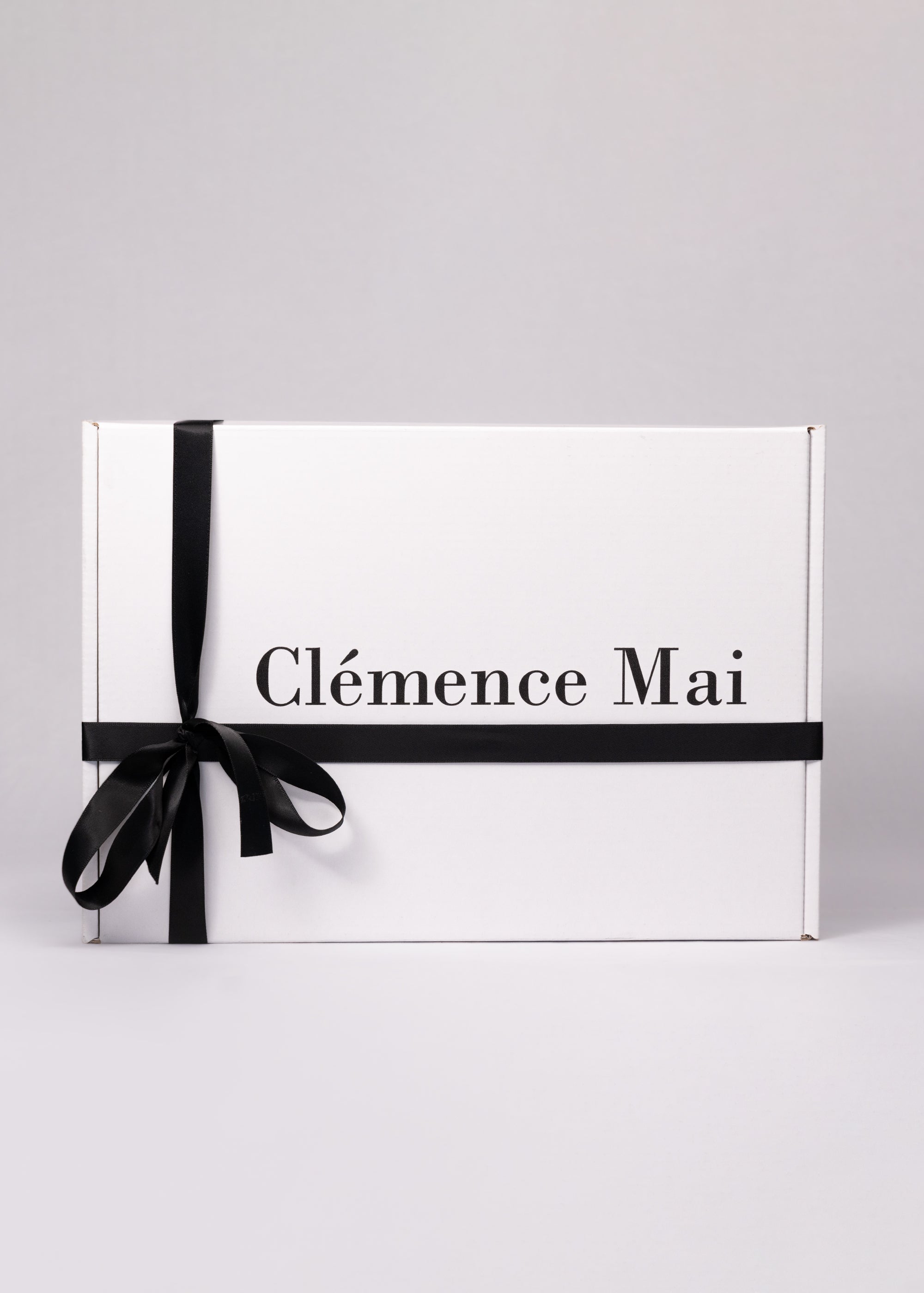 Clémence Mai Parisian Christmas Box Set – Effortless French Style Gift